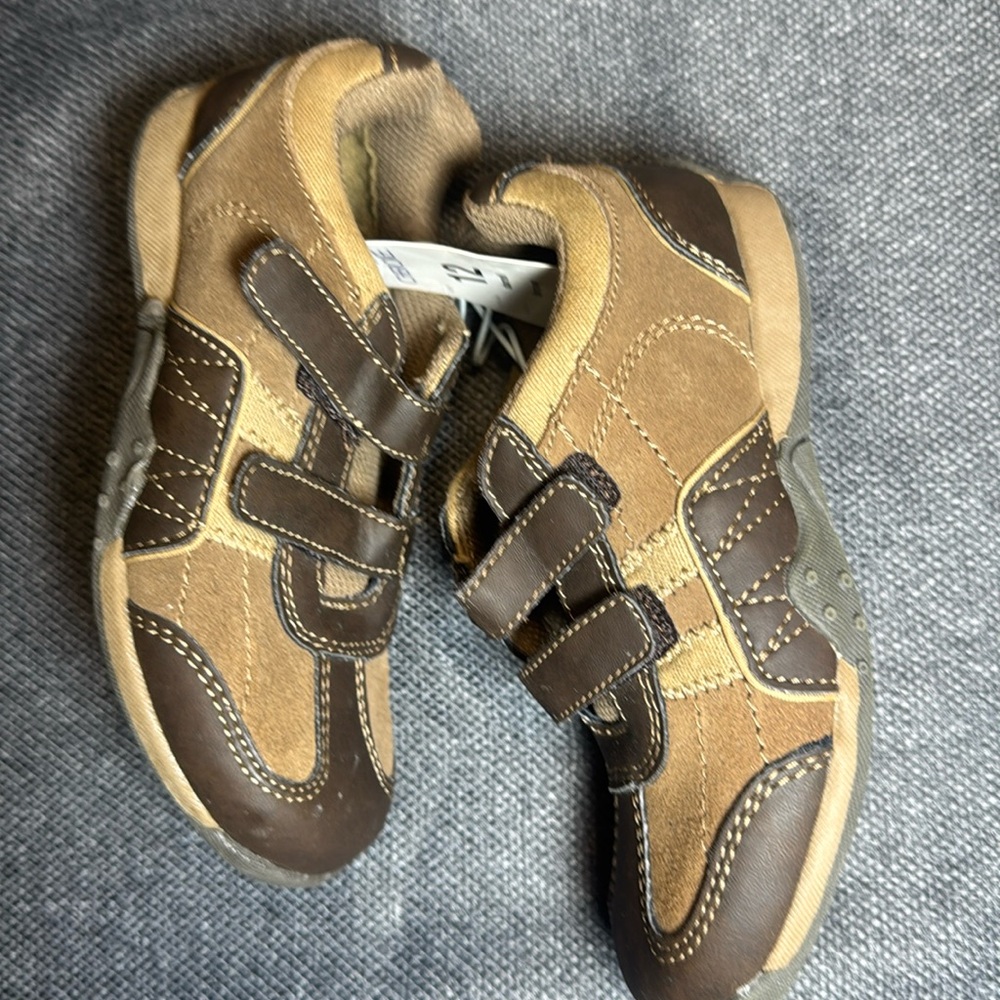 Children's Cherokee Brown and Tan Sneakers